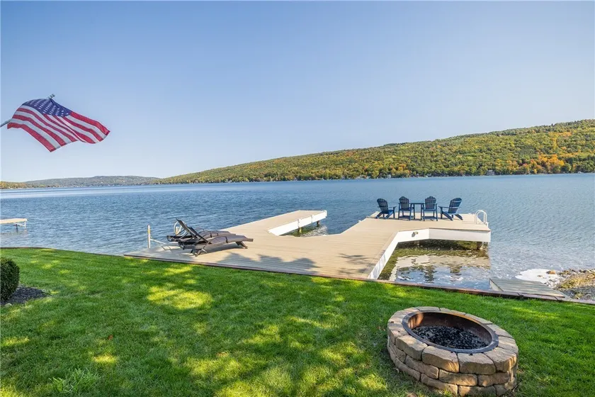 The Cove at Keuka * Waterfront Cottage * - Image 1