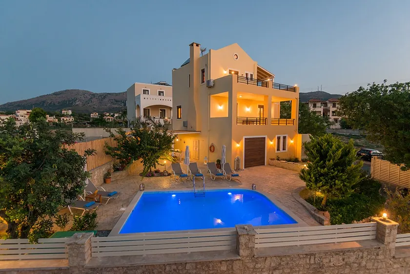 Νikolaos Villa with Private Pool, Playground & BBQ - Image 1