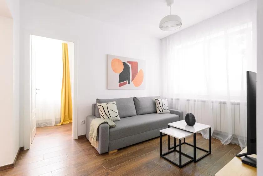 Cozy 2-bedroom apartment for 5. - Image 1