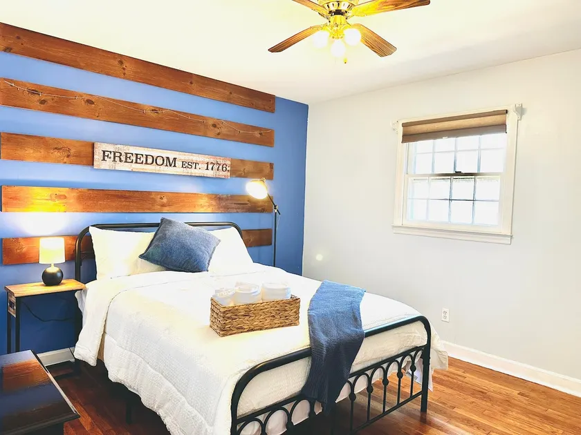 The Pecan House - Image 1