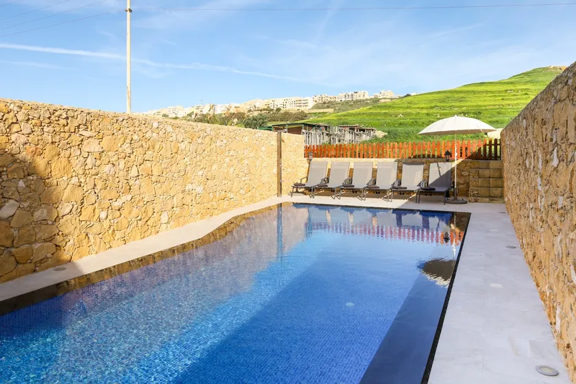 Solaris Holiday Home - Image 1