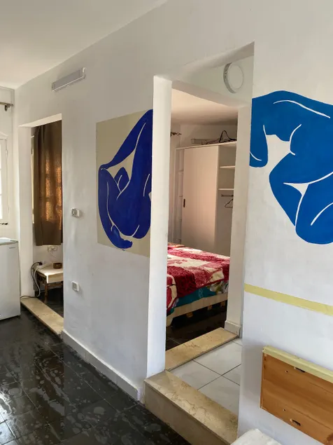 Al Gomhoryah Peaceful Studio - Image 1