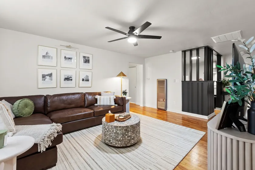2 bedroom Downtown Unit - Image 1