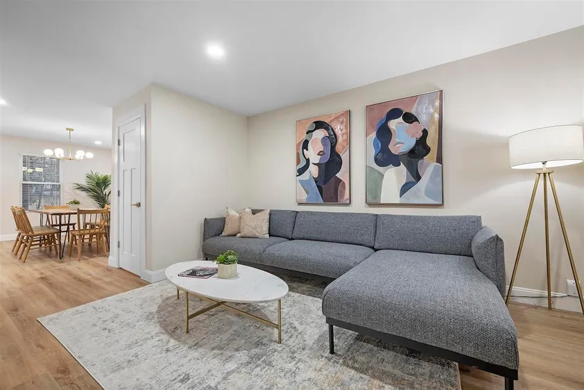 Modern and Cozy 3BD Home in Gibsonia-Pittsburgh - Image 1