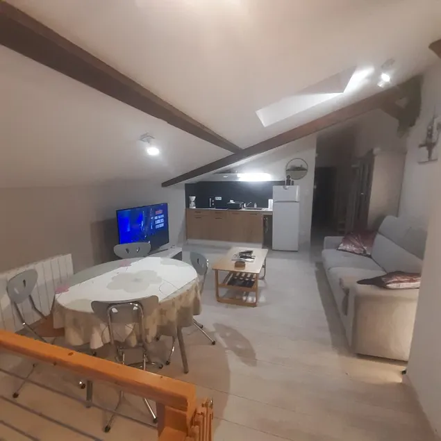 Air-conditioned apartment 1 CH bed 160 + sofa bed - Image 1