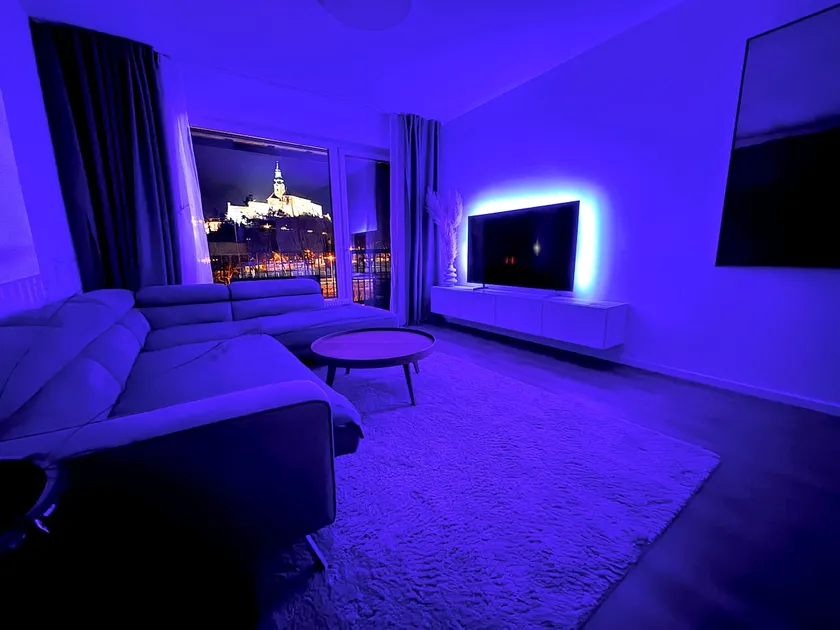 Promenada Premium With Free Parking - Image 1