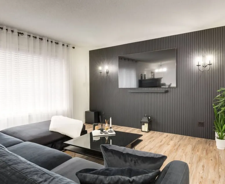 Black & White Urban Pad - Image 1