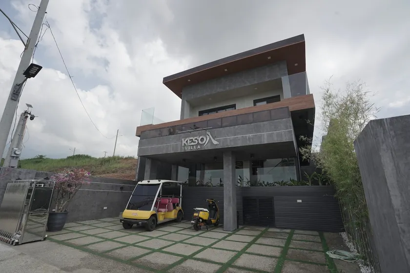 Keso Villa on Camaya Coast - Image 1