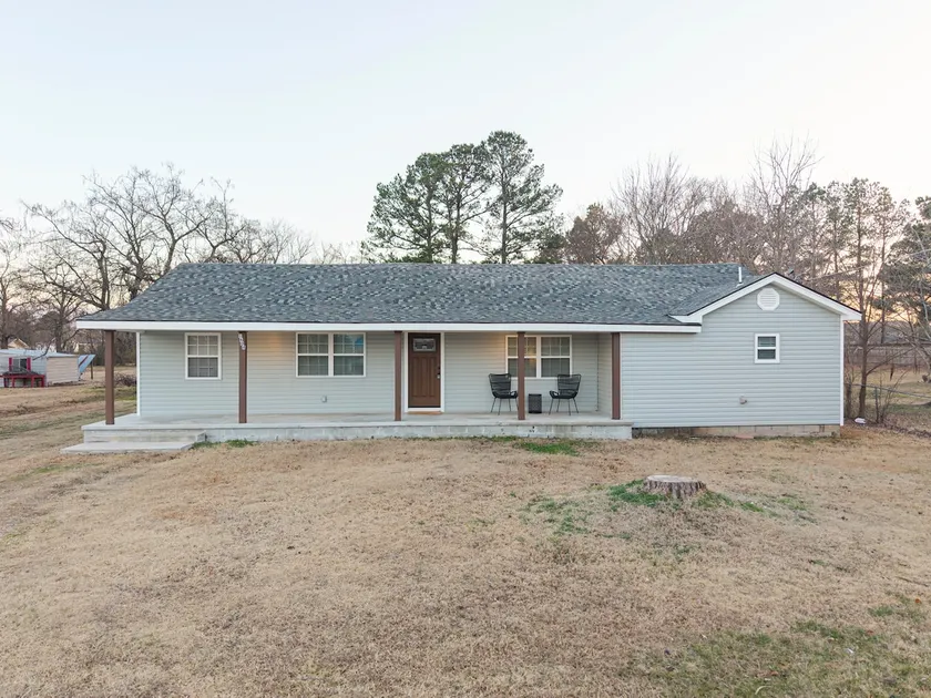 Spacious Brazil retreat 5 beds 2 bath - Image 1