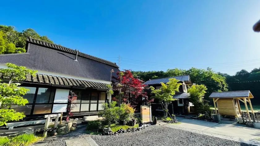 The theme is ”busy, relaxing” / 140-year-old old house for rent - Image 1
