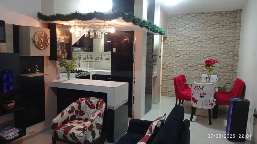 Guest house Promociones near the airport for 9 - Image 1