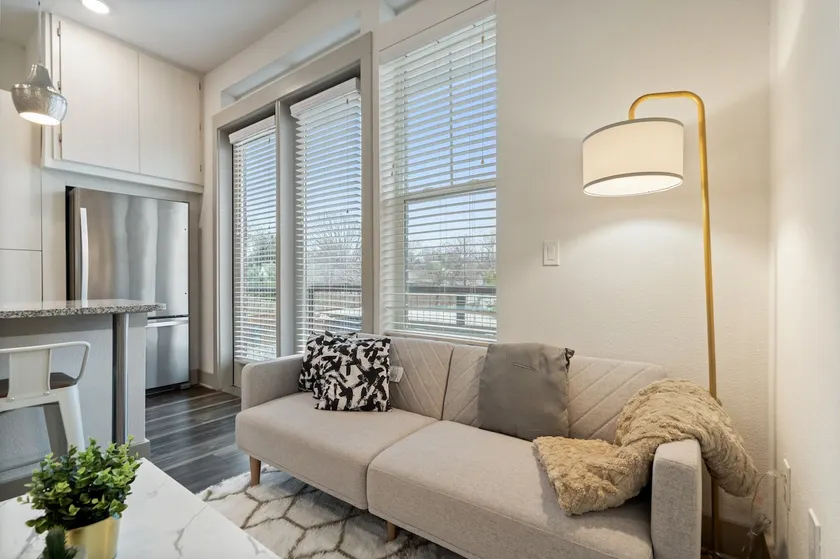 Urban 1BDR Lakewood | White Rock Lake + Parking - Image 1