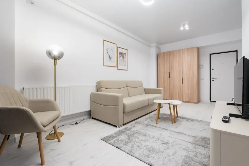 Central address residence - Image 1
