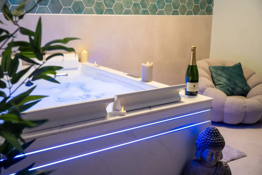 Zenroom apartment with spa Close to Sisteron - Image 1