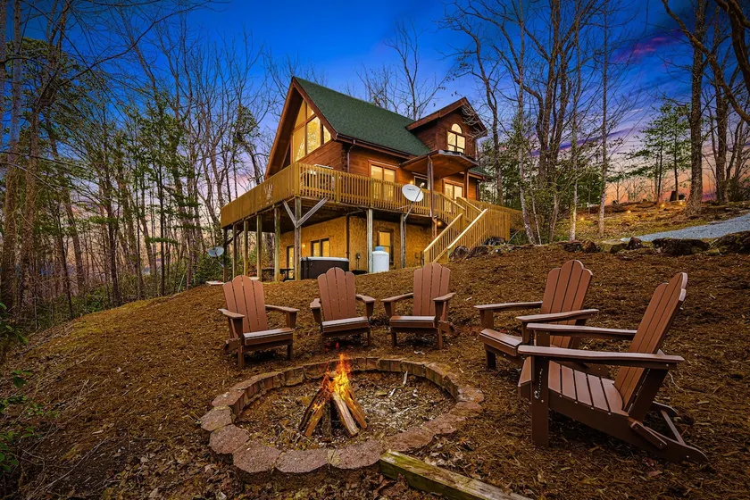 Pet Friendly Home near Lake Lure - Image 1