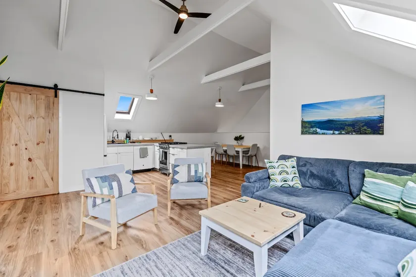 Beautiful loft in Knightville, minutes to Old Port - Image 1