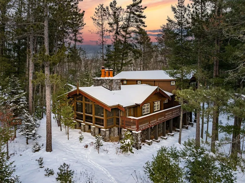 Sunset Ridge Retreat - Image 1