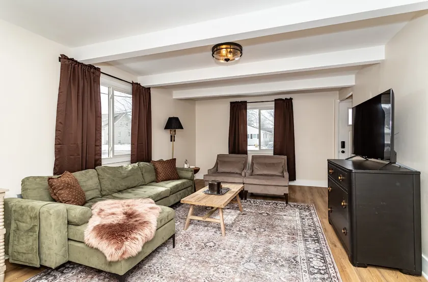 Modern 3BR Getaway-Stylish Ames - Image 1