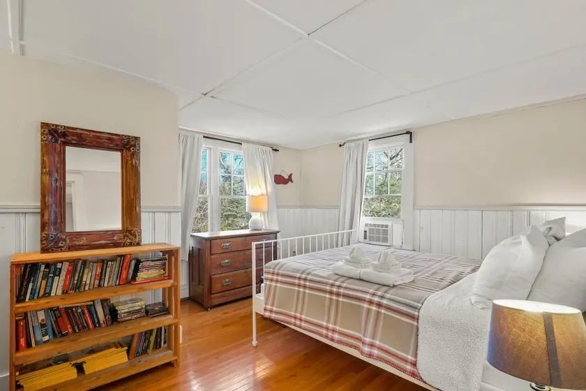 House in the Heart of Woods Hole - Image 1