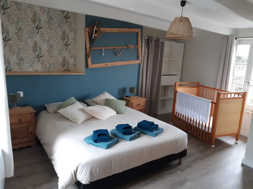 Red Pearl Cottage - Image 1
