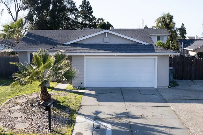 Peaceful and Quiet 4 Br house - Image 1