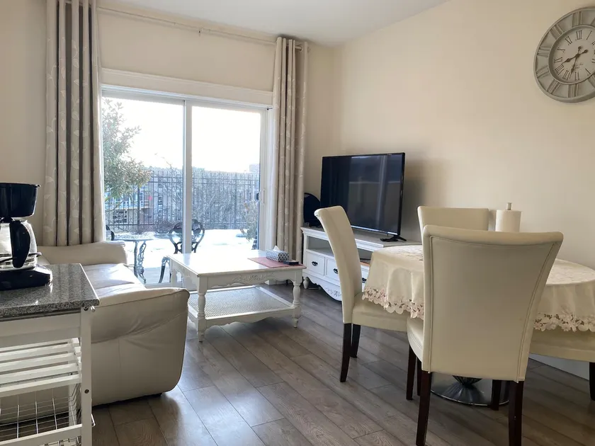 Entire Suite w/ Fantastic Views - Image 1