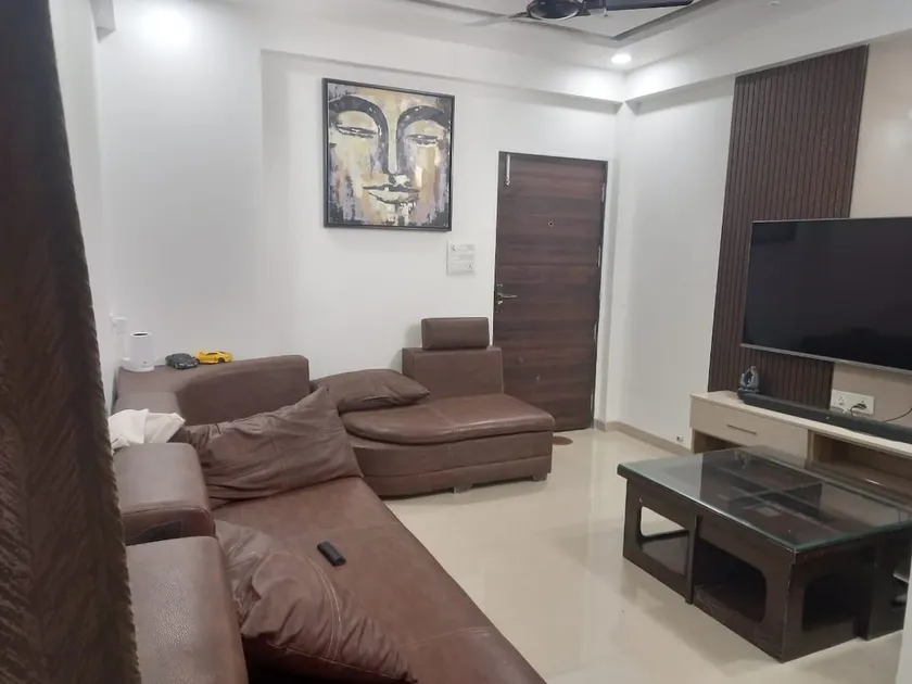 Comfort@City Heart~2BHK,WiFi, AC Near Vijay Nagar - Image 1