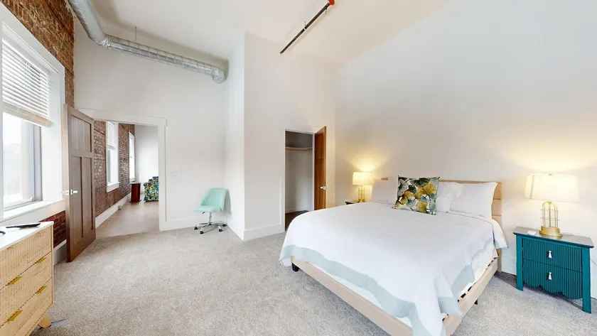 The Vogue 1-Bedroom Apartment - Image 1