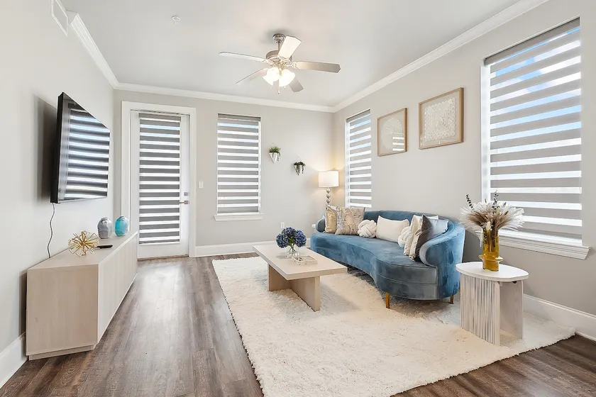 Water front modern unit 126 - Image 1