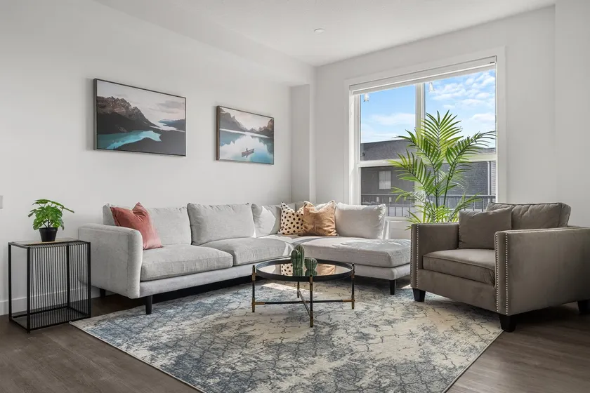 Mountain View Townhouse | Cochrane - Image 1