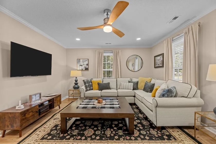 Pet-Friendly 3BR w/ Fenced Yard Near DT - Image 1