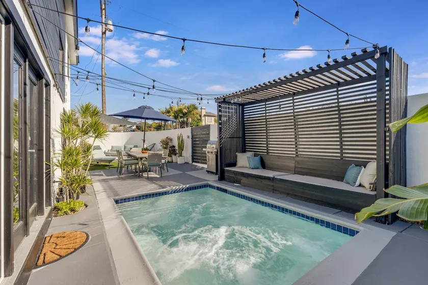 San Diego Modern Home with Pool/Hot tub - Image 1