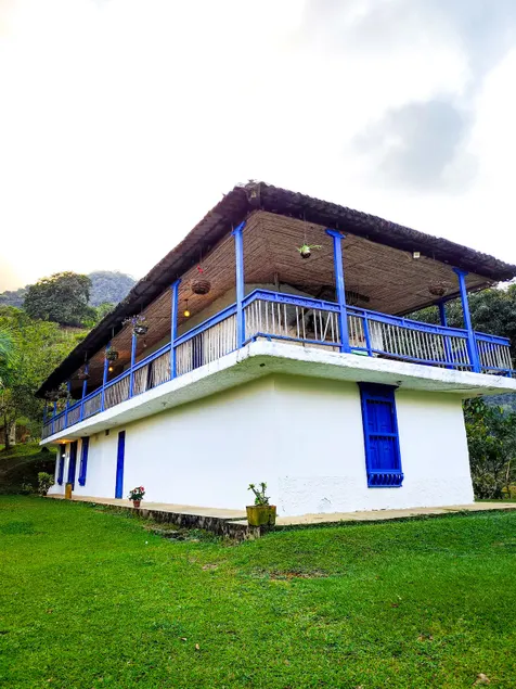 Rustic Farm, Cocorná - Cocoa, Ponds and Waterfalls - Image 1