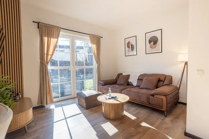 Panorama by the river | Dream neighborhood - Image 1