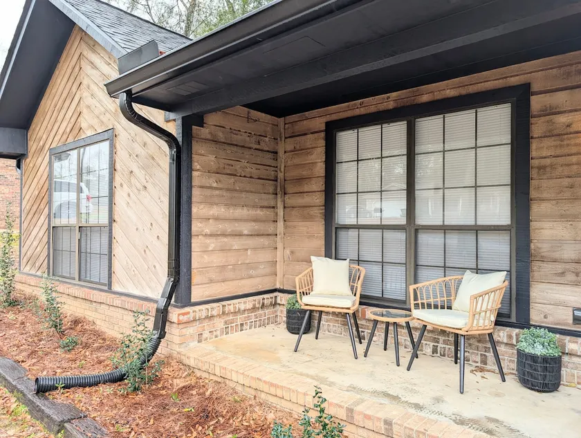 Woodland Retreat on Crestview - Image 1