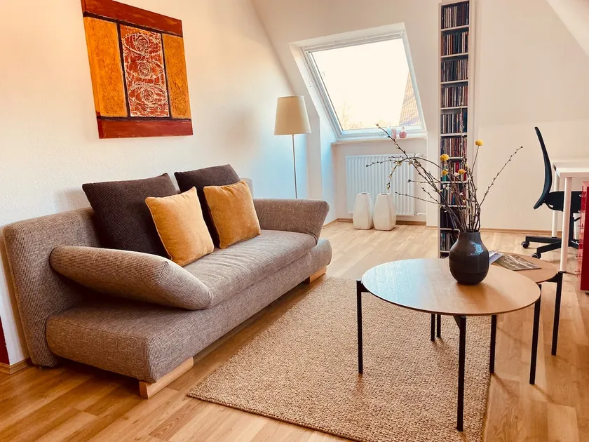 Beautiful attic apartment 58 m² - Image 1