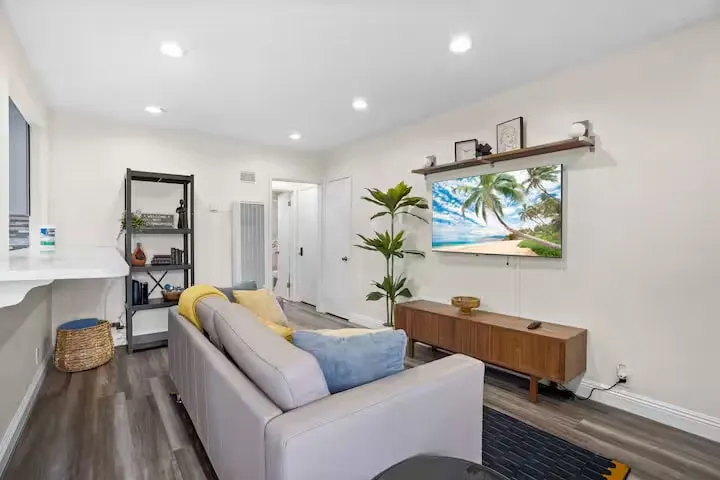 The Termino Treasure|Walk to Beach|Coastal Comfort - Image 1