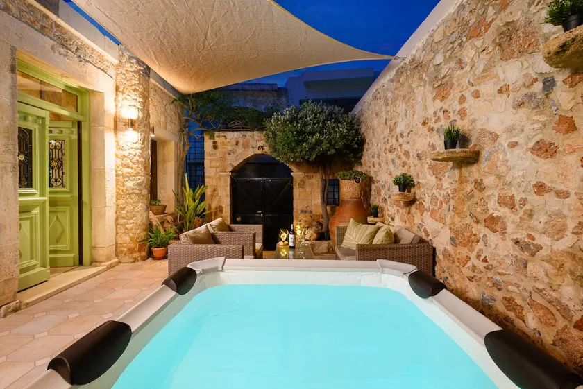 Manuelo Relaxing Villa - Image 1