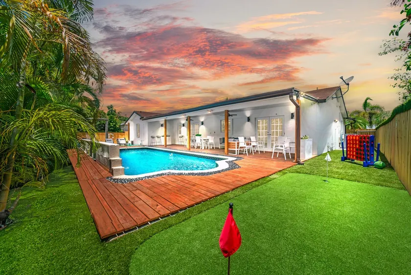 Miami Favorite Getaway w/ Heated Pool & Game Room - Image 1
