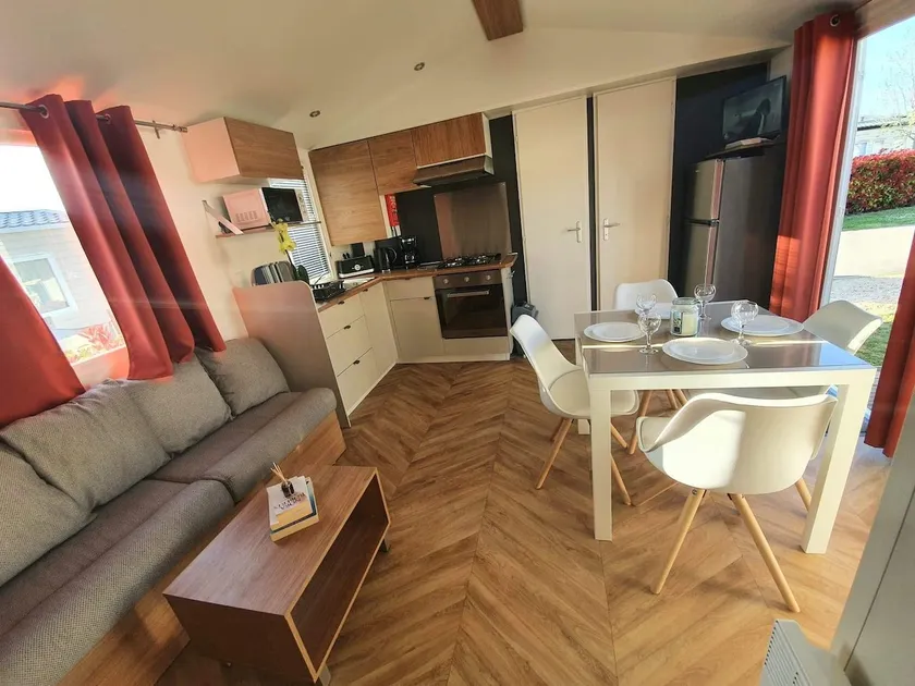 Les Flots de Condrieu – House for 8 people - Image 1