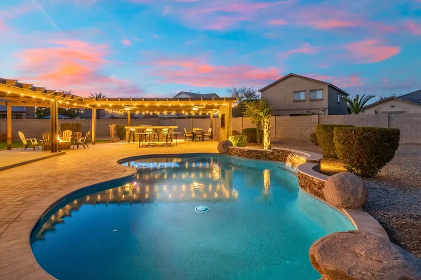 *NEW* Luxe Nascar Pool Paradise Fire Pit Ping Pong - Image 1