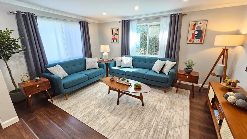 Cozy LA Living - Image 1