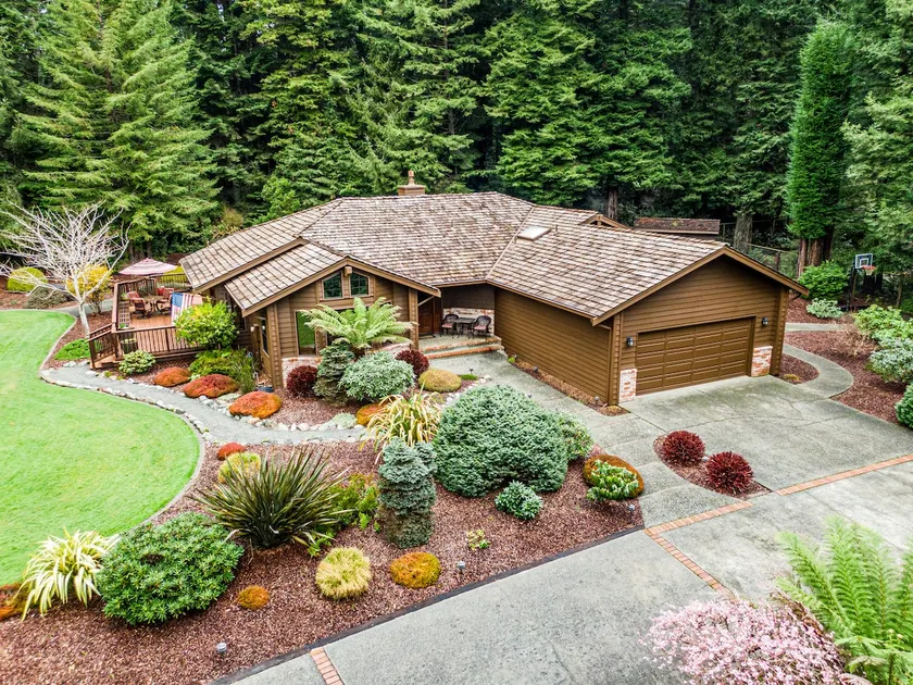 Upscale 3 bdm near Cal Poly, Redwoods, Deck, BBQ - Image 1