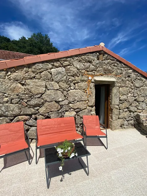 House with views & relaxation - Image 1