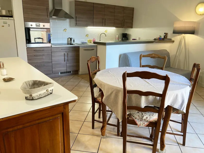 Quiet 2-bedroom apartment, Montagnac-Montpezat - Image 1