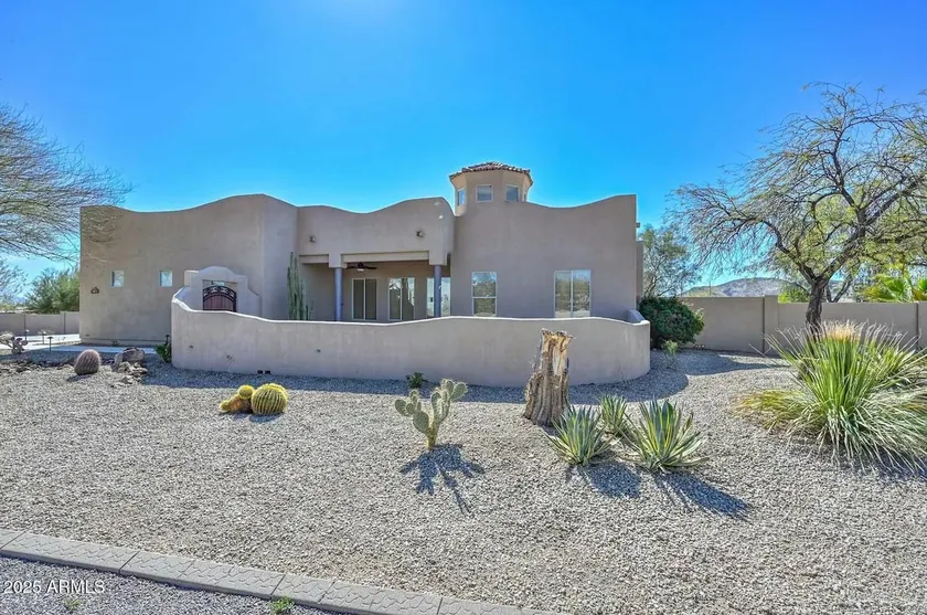 The Desert House Retreat - Image 1