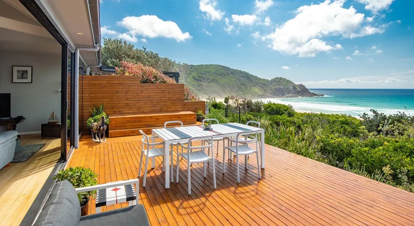 Rosie's @ Boomerang Beach (formerly Tambac) - Image 1