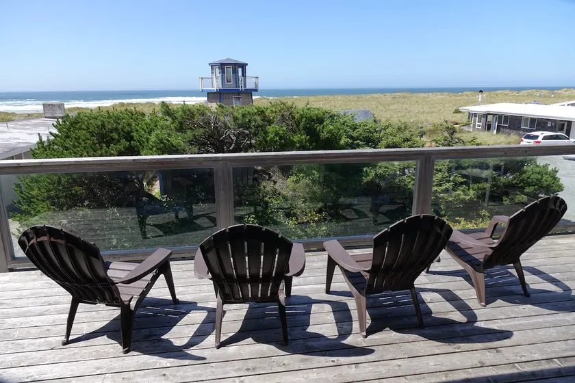 Pelican Point: Oceanview Getaway i Manzanita (MCA # 200) - Image 1