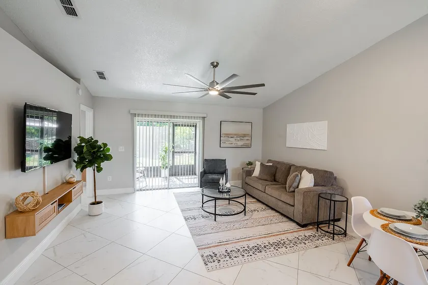 Premium Lake Wales Getaway! - Image 1