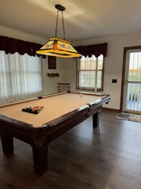 Country Cottage with Pool Table! - Image 1